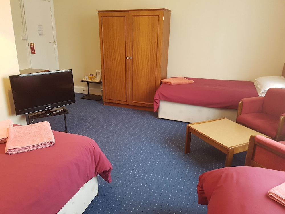 Avoca House Hotel 39/46