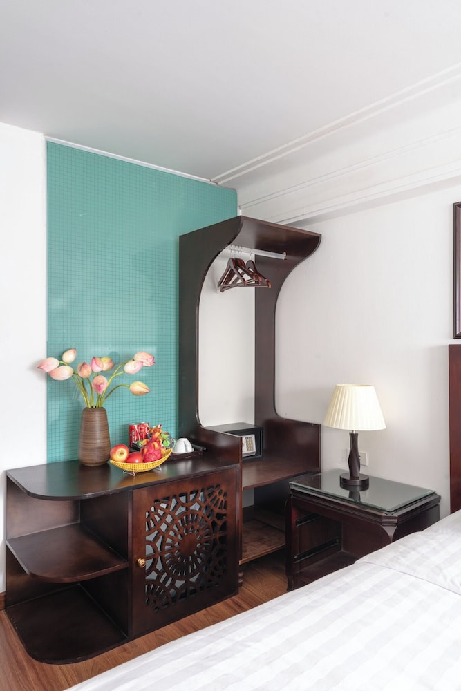 Little Hanoi Hotel 38/53