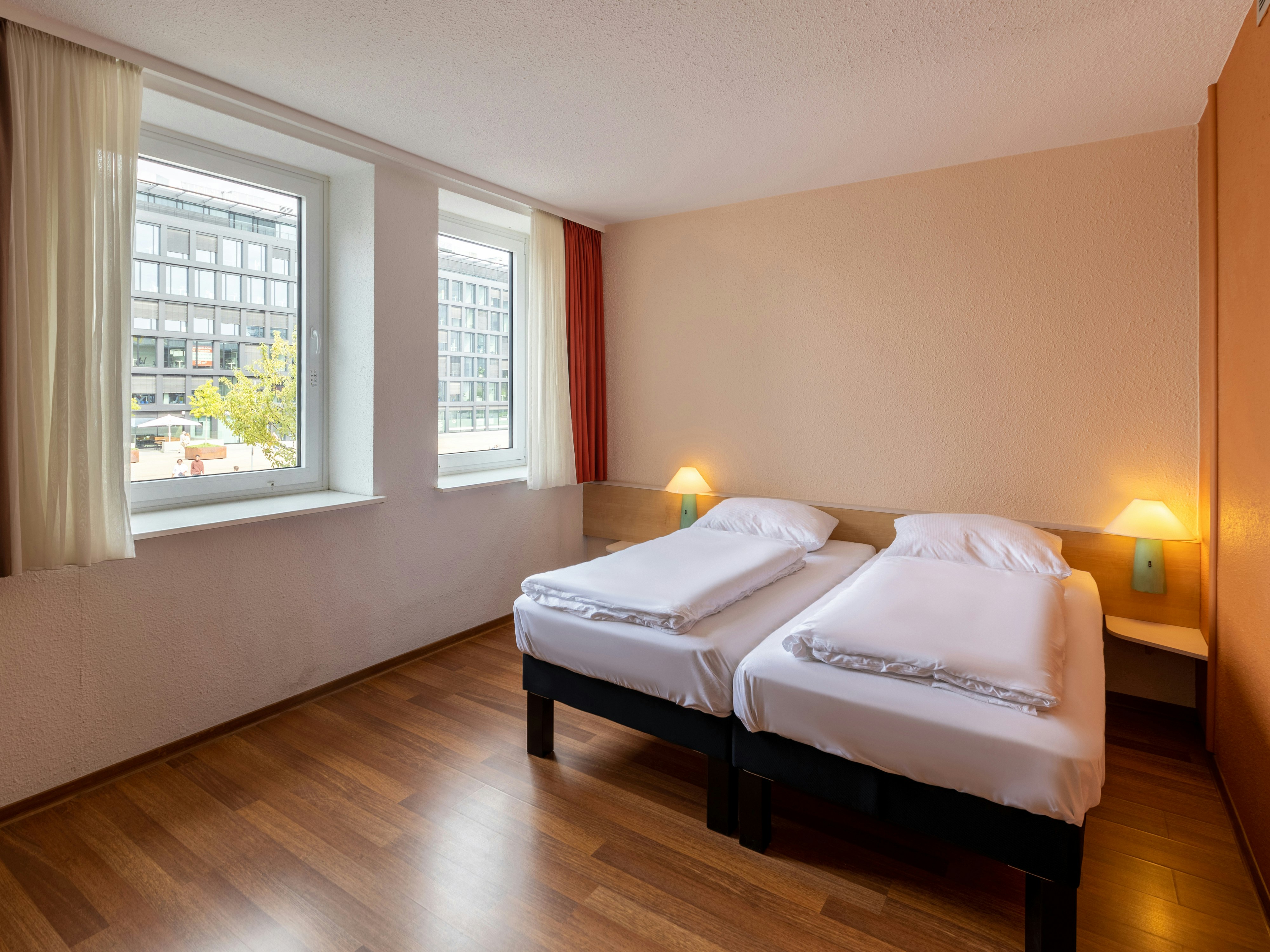B&B Hotel Duisburg Hbf-Nord 13/30