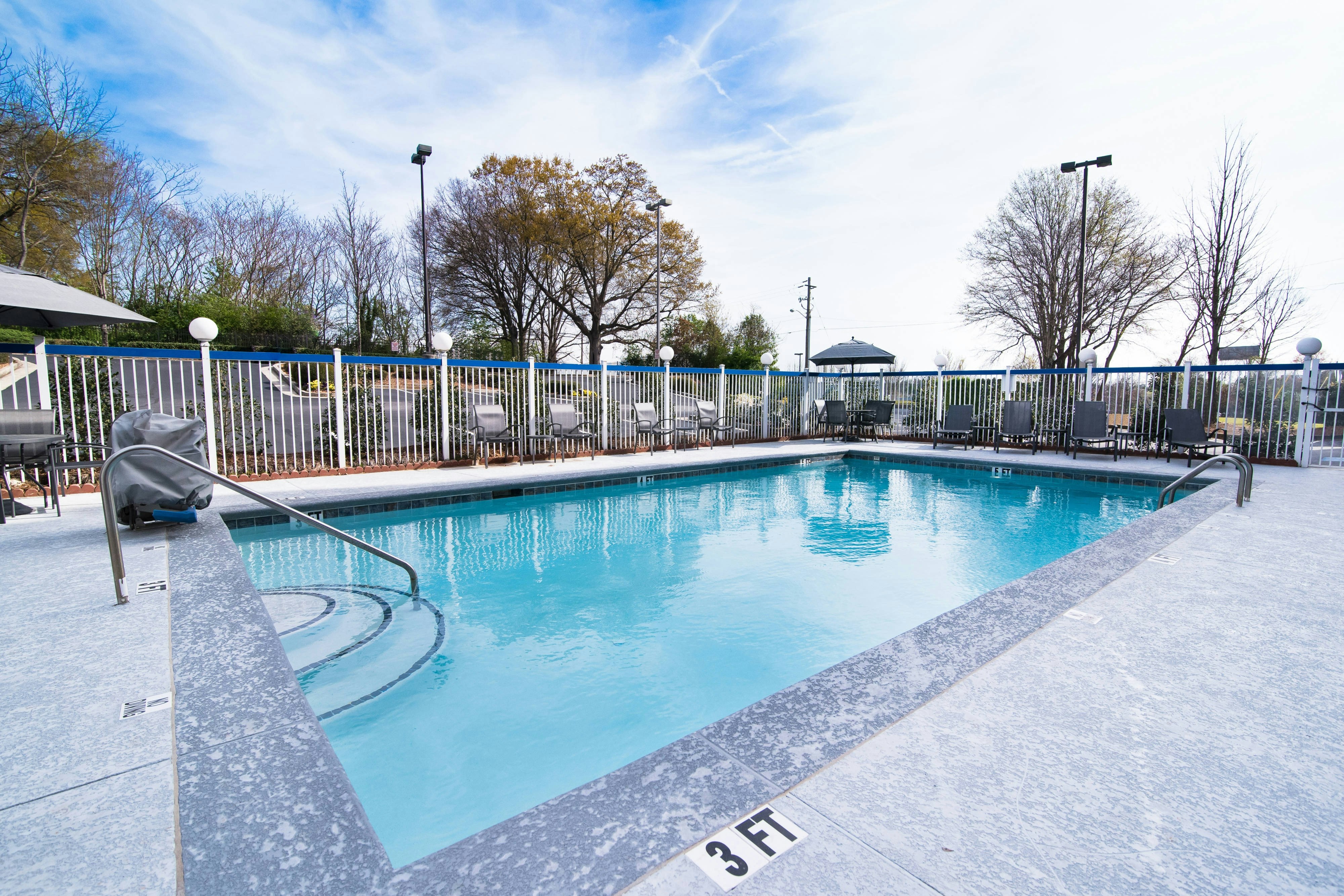 Fairfield Inn And Suites By Marriott Atlanta Airport North 24/32