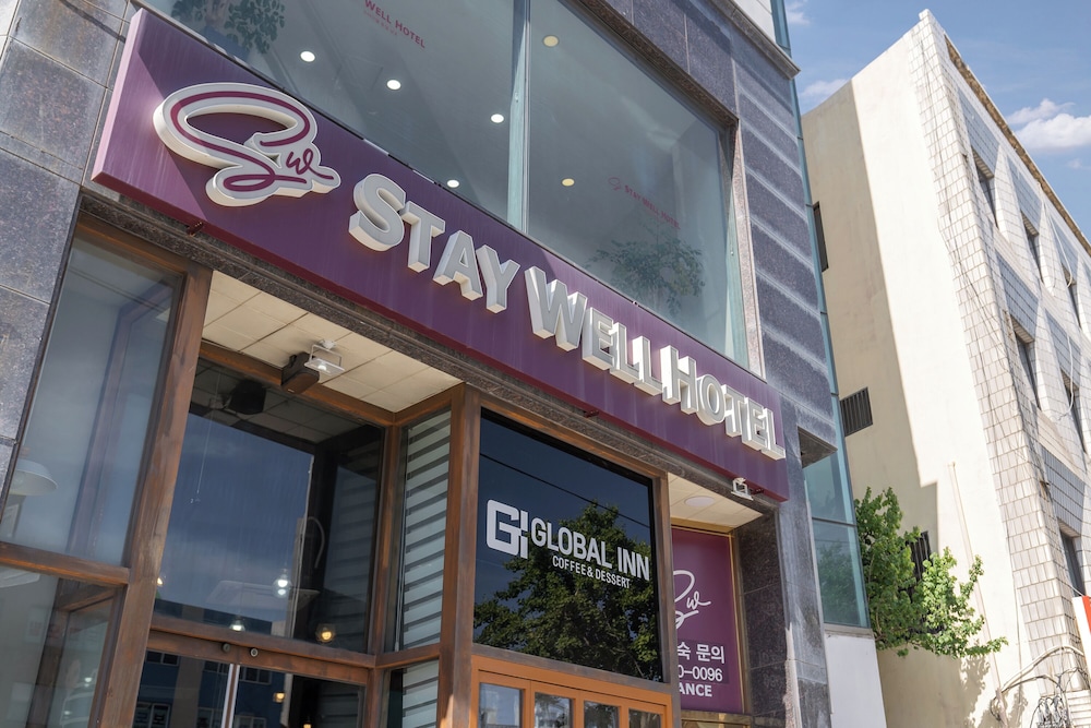 Staywell Hotel 1/50