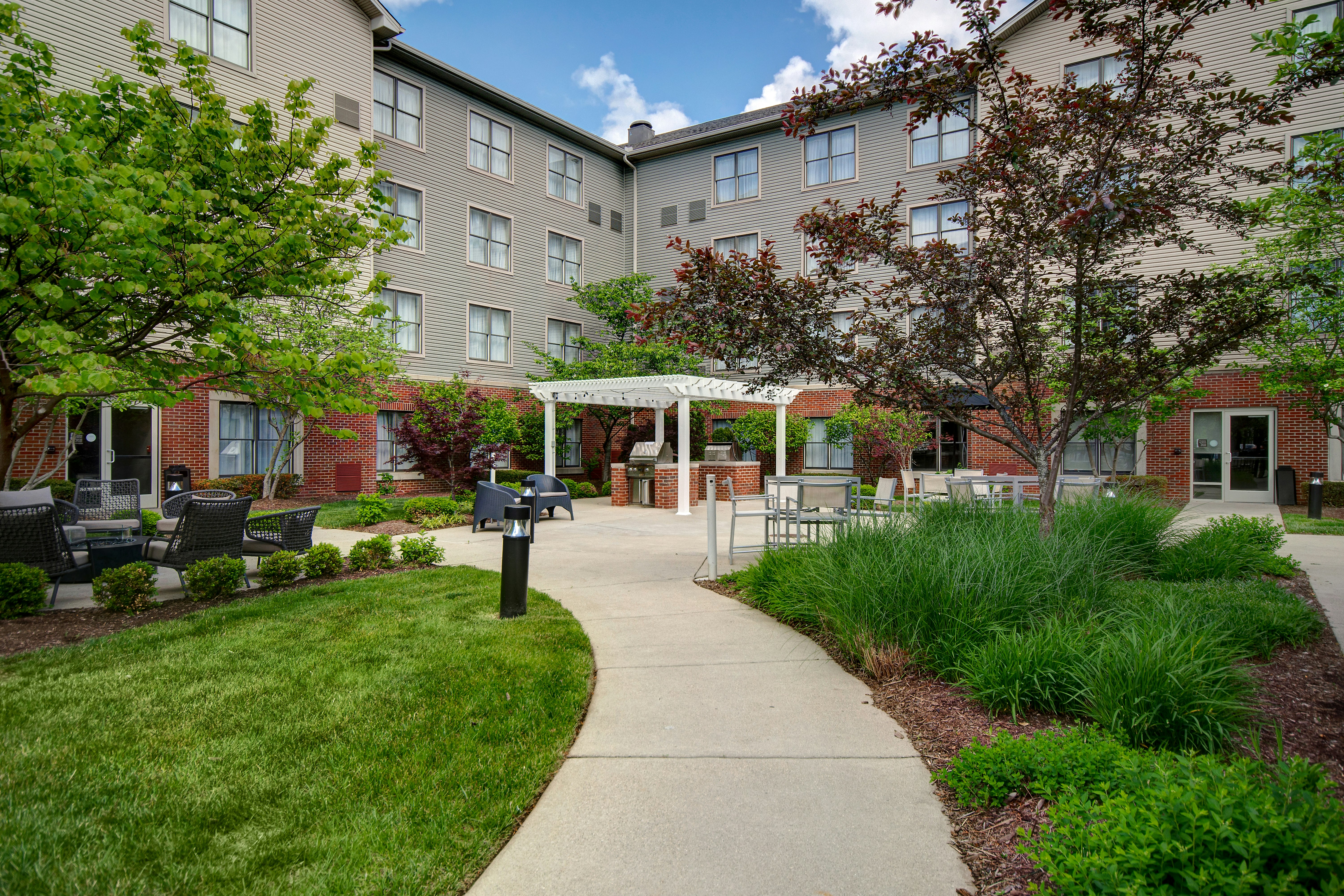 Homewood Suites By Hilton Lexington Hamburg 31/32