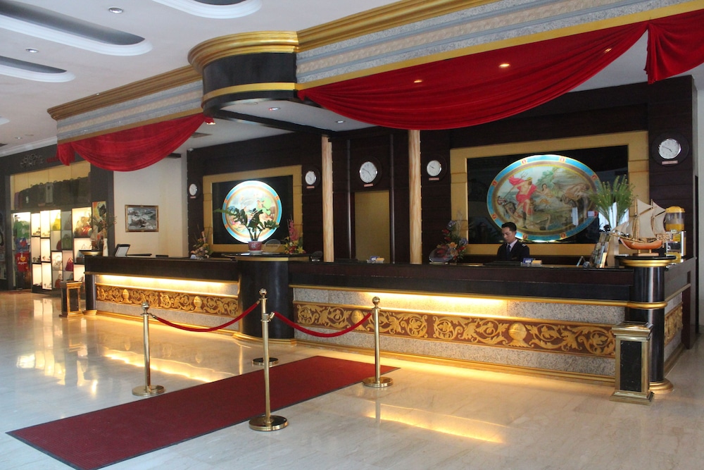 Pacific Palace Hotel 8/67