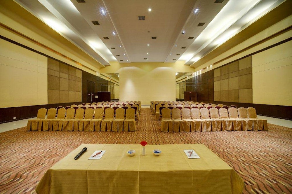 Ramee Guestline Bangalore 51/70