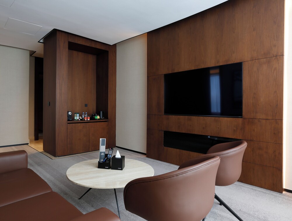 فندق ألما(ALMA Hotel Riyadh) 40/52
