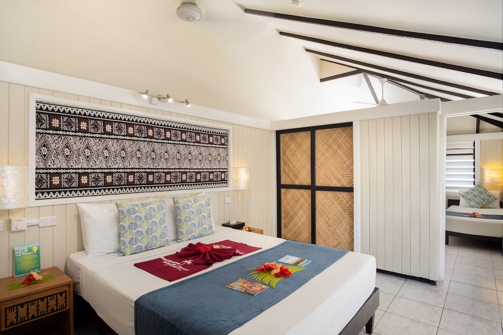 Plantation Island Resort 13/50
