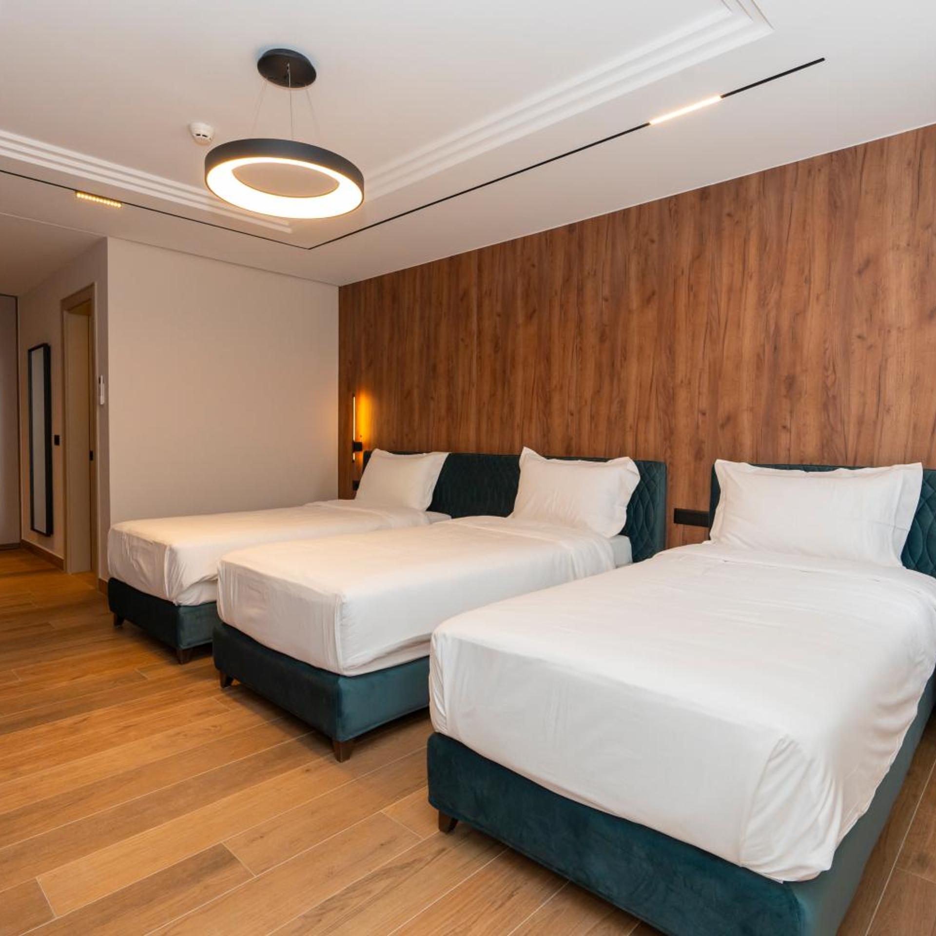 Hotel Mozart 36/70