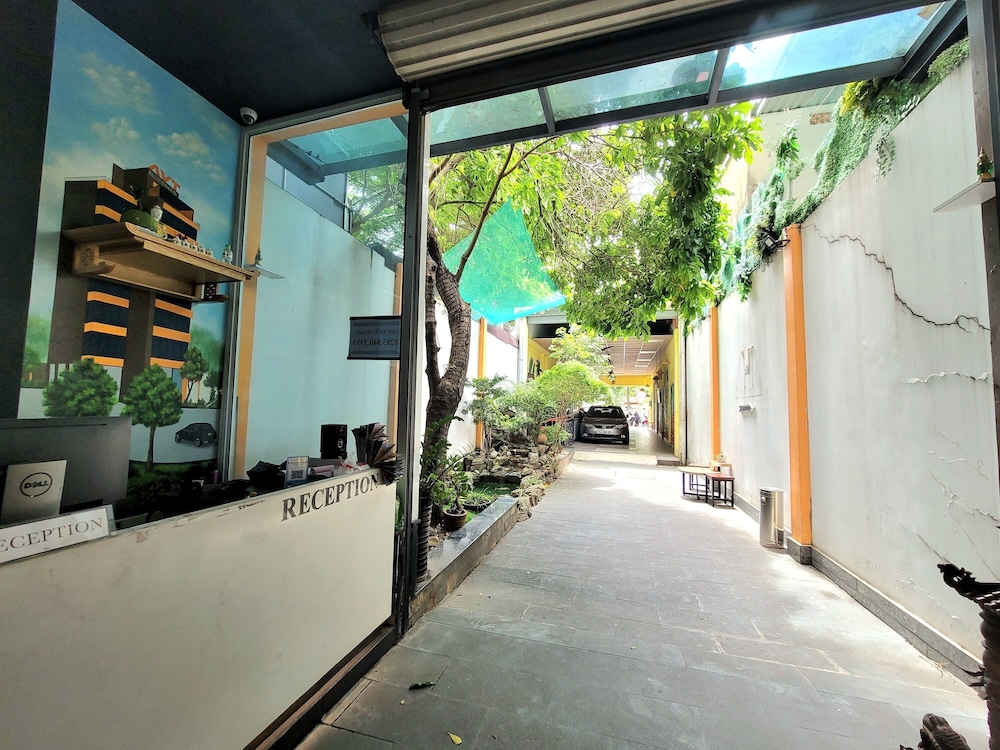 AHA Residence Hotel 45/50