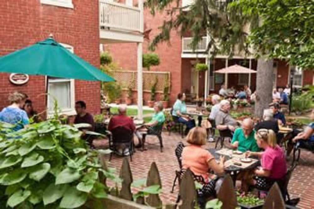 Brickhouse Inn 51/51