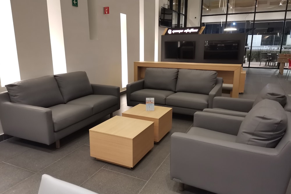 Ramada Encore by Wyndham Guadalajara Aeropuerto 30/48