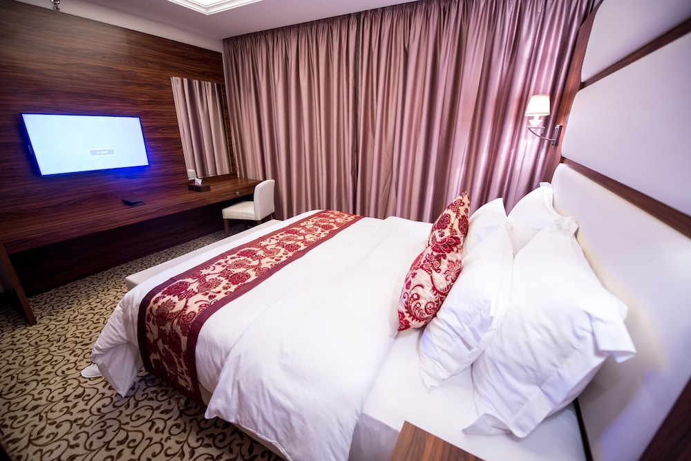 فندق جراند بارك(Verta Hotel Jeddah) 14/50