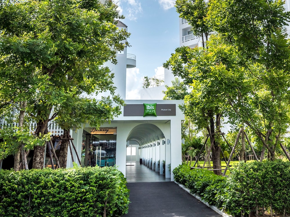 Ibis Styles Phuket City 57/60
