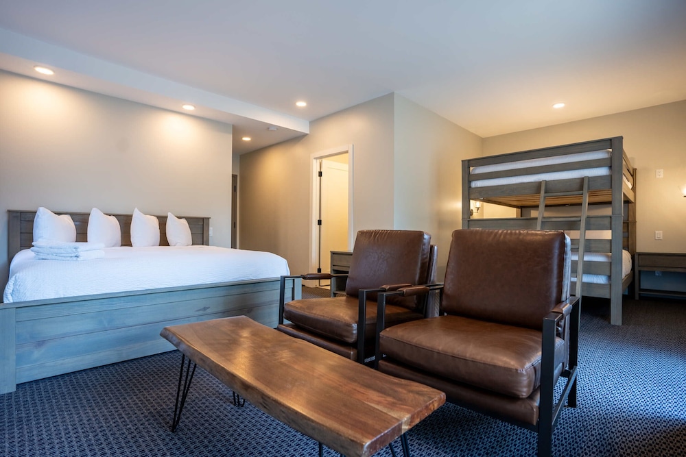 Northwinds Hotel Canmore 30/47