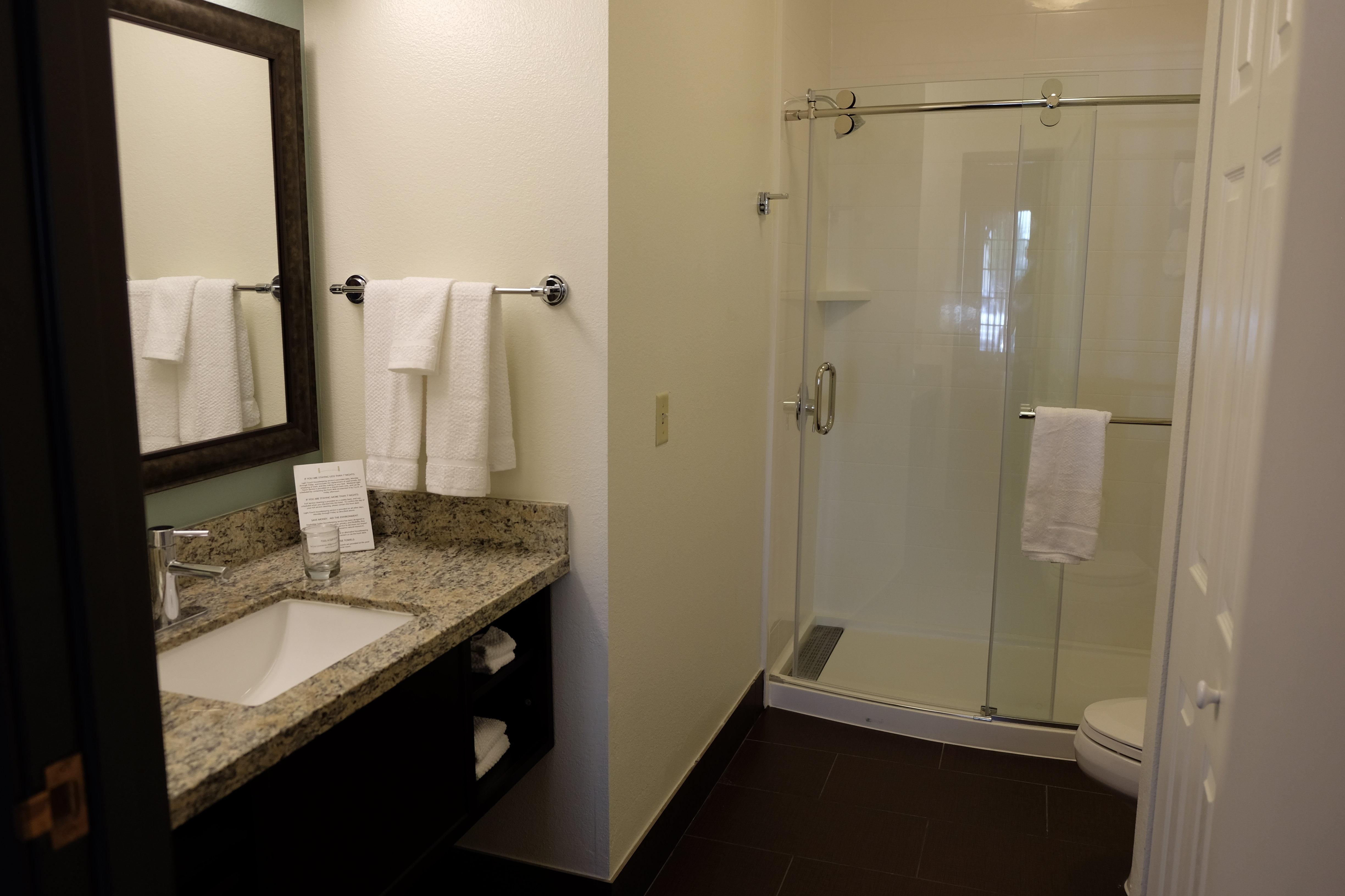 جناح بسرير كينج، Staybridge Suites Irvine East/Lake Forest 3/4