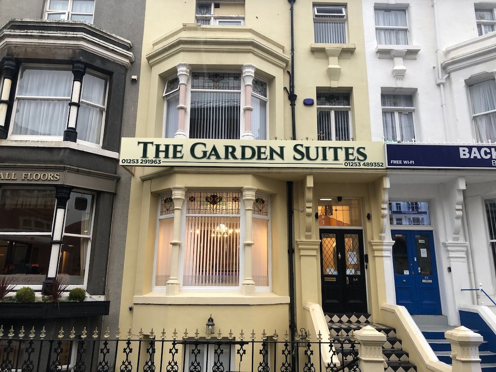 The Winter Garden Suites Hotel 1/39