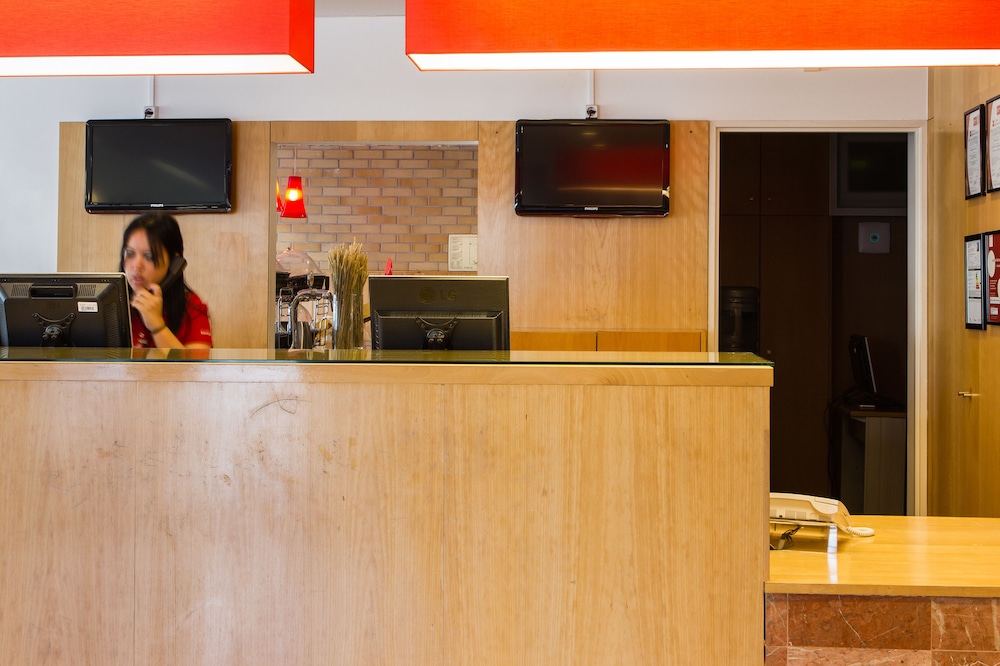 Ibis Leiria Fatima 8/80