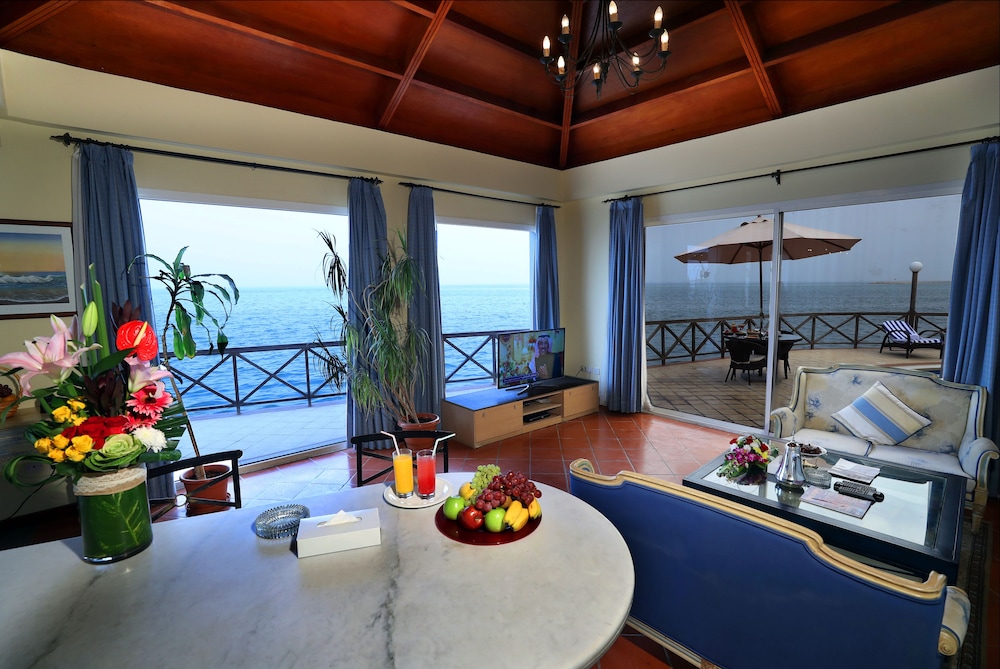 Al Bander Hotel & Resort 27/50