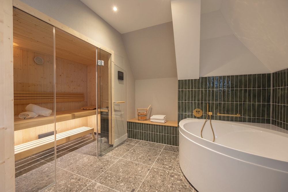 Wellness, Suite, King Bed