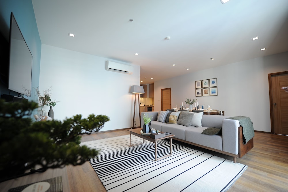 Oakwood Hotel Residence Sri Racha 45/83