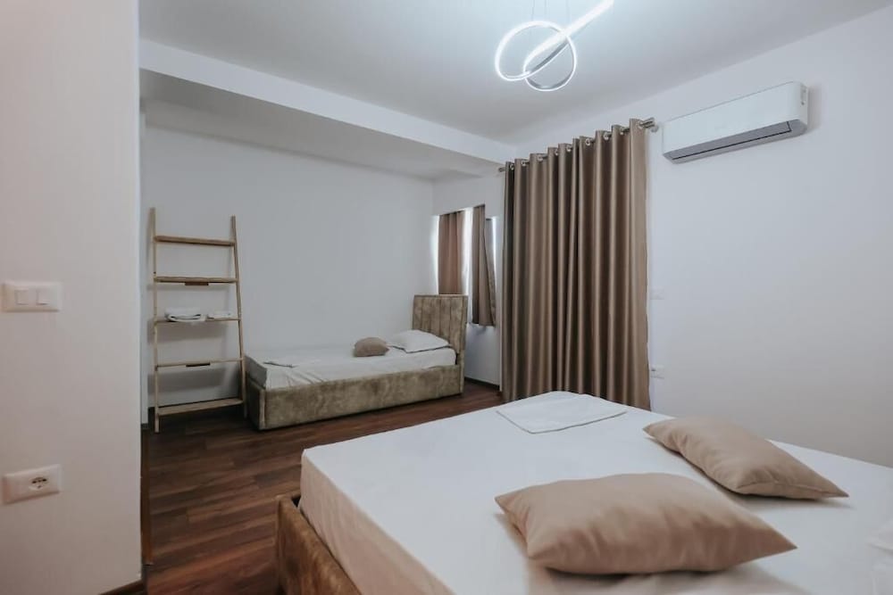 HOTEL KRISTAL KORCE 14/55