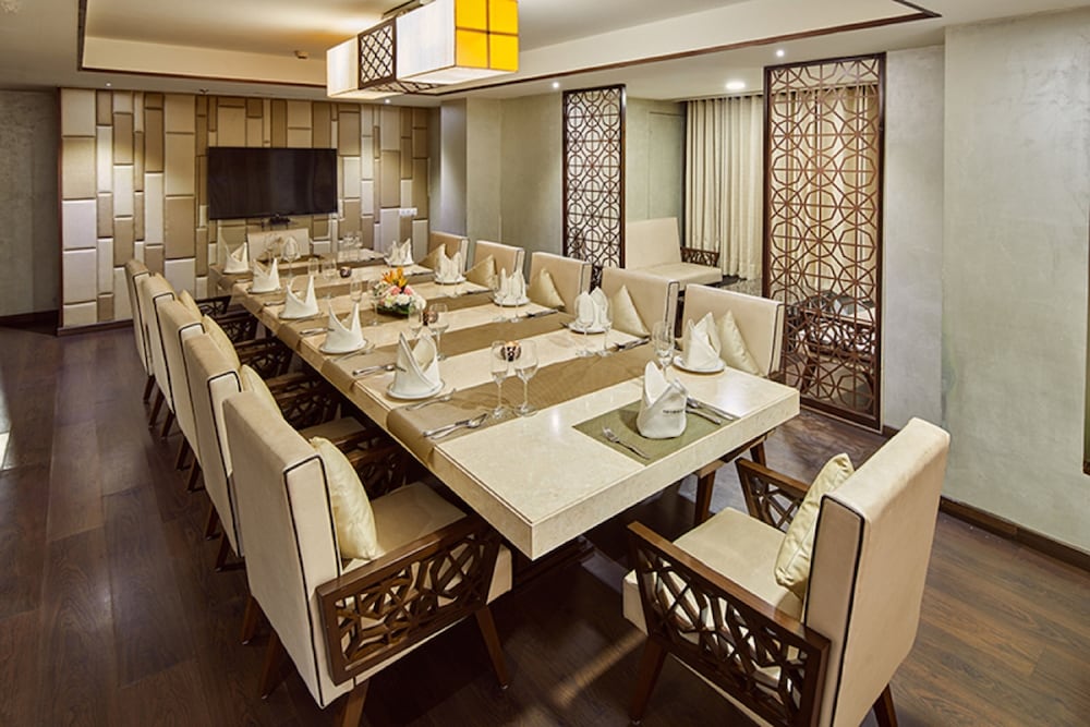 Goldfinch Hotel Bangalore 48/66