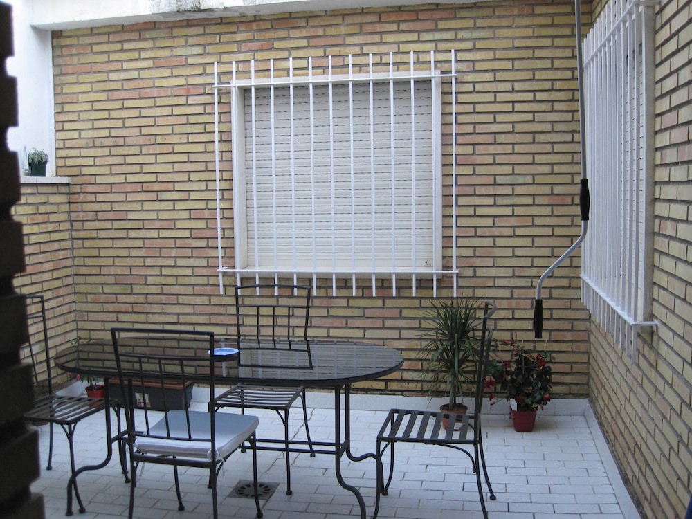 Rafaela Guest House 22/50