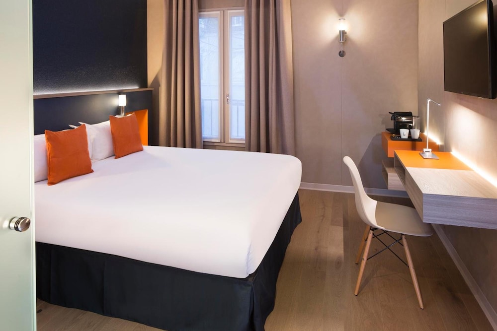 ibis Styles Bourg La Reine 17/50