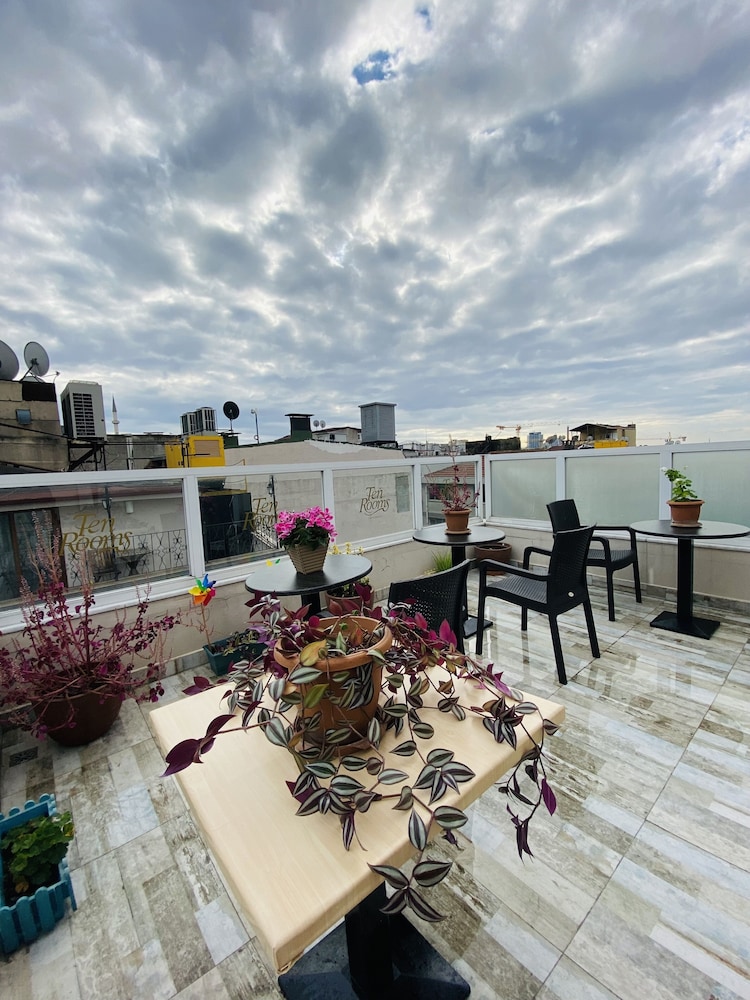 Ten Rooms Istanbul 33/47