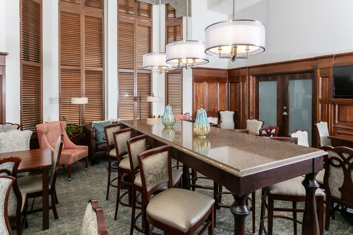 restaurant cafeteria