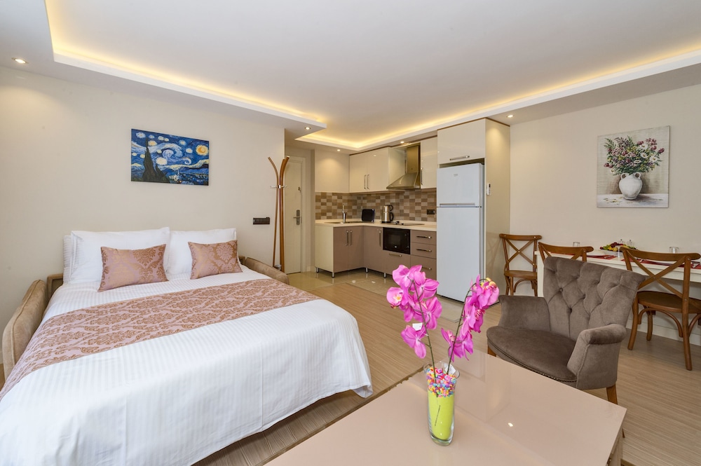 Gen Suites 18/50