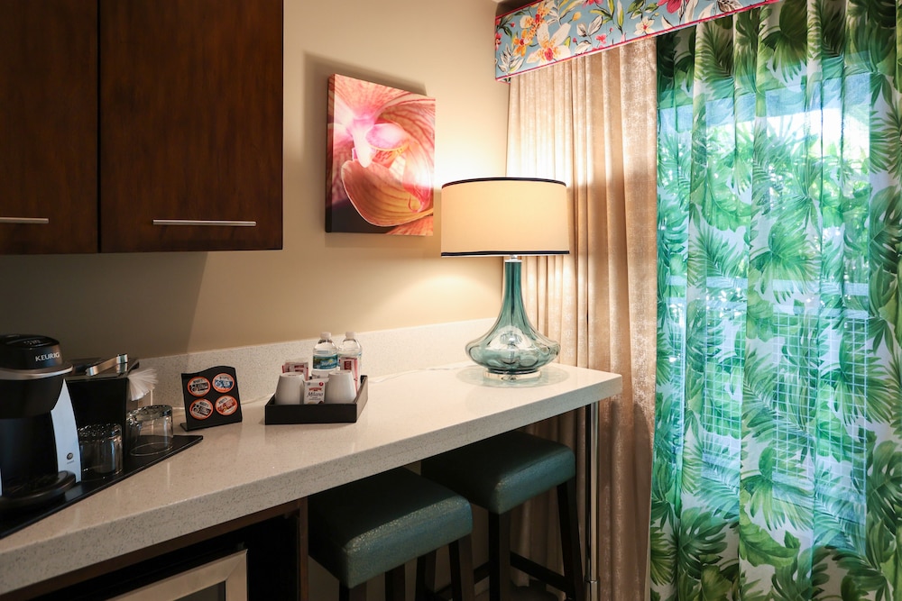 Orchid Key Inn 47/67