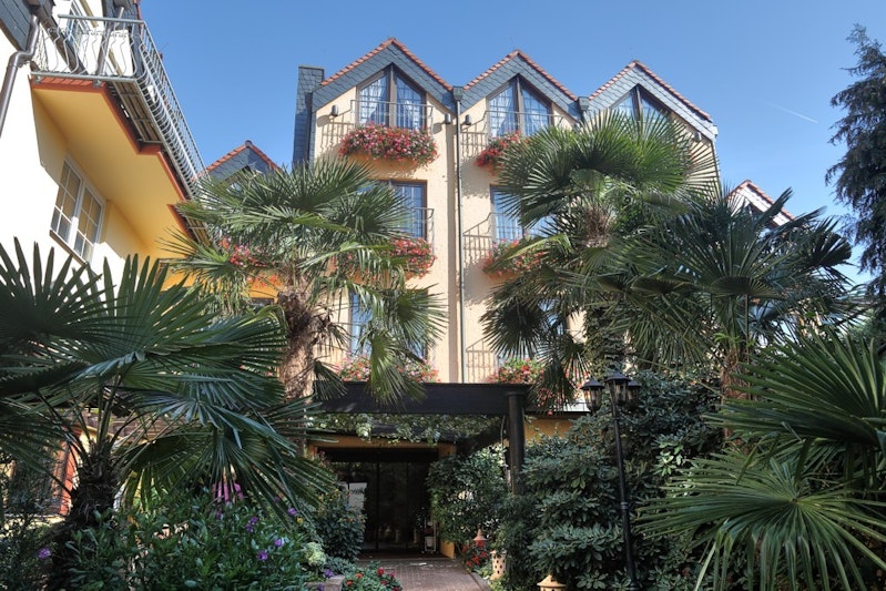 Hotel Restaurant Bommersheim 2/11