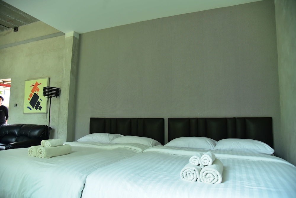 Home Elements Khaoyai 10/27