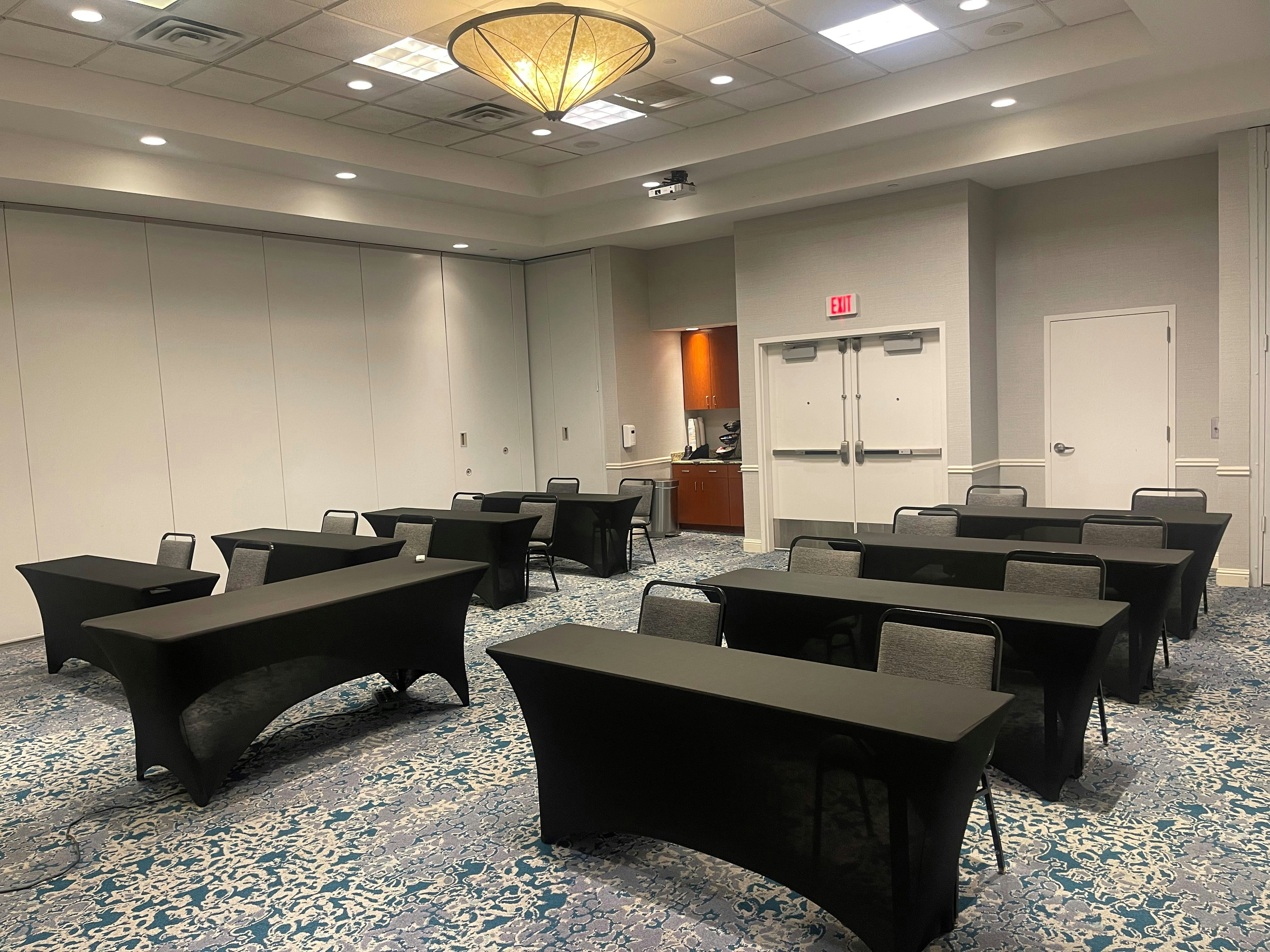 Hilton Garden Inn Frisco 21/24
