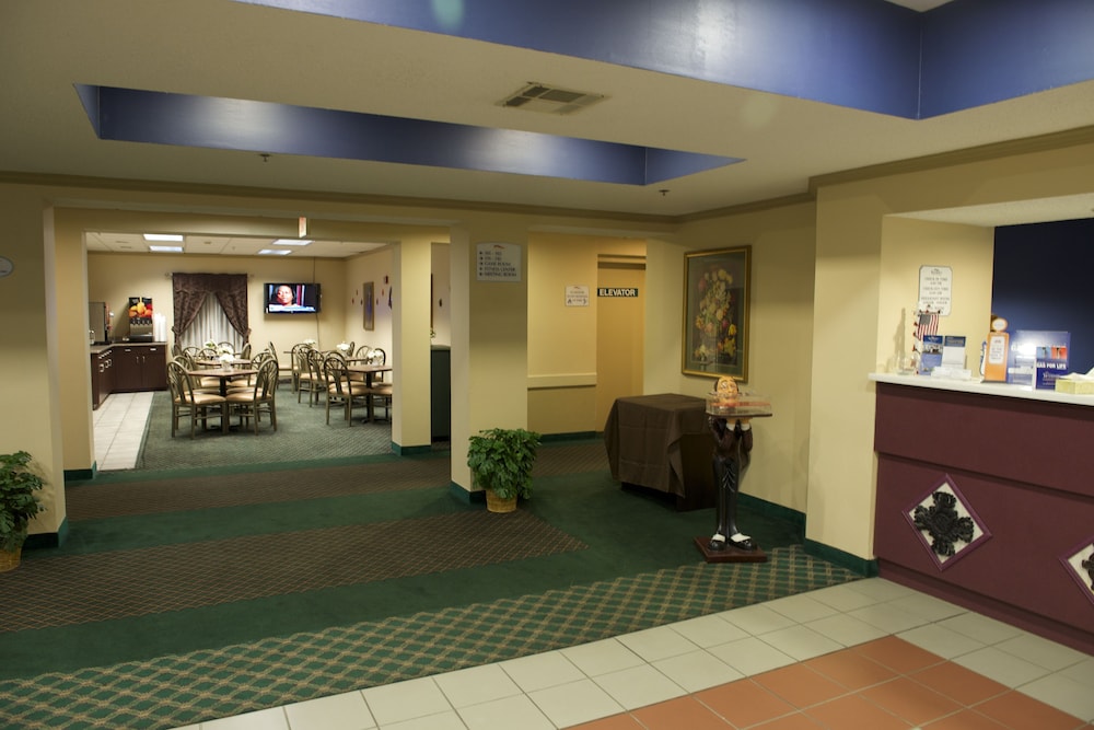 Baymont By Wyndham Mason 29/53