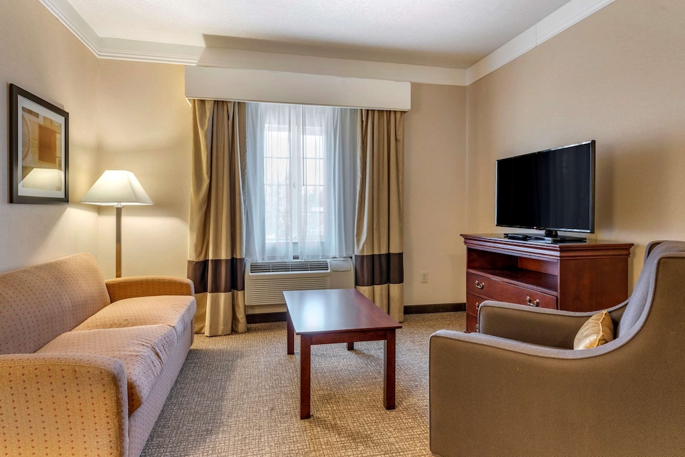 Comfort Suites Linn County Fairground And Expo 23/38