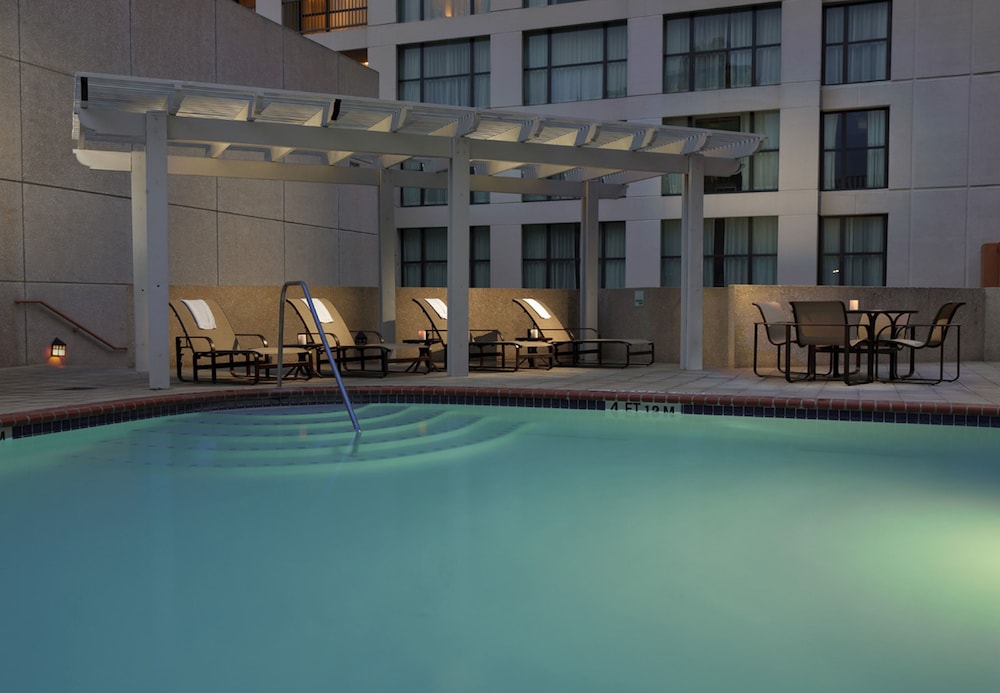 Holiday Inn San Antonio-Riverwalk 5/65