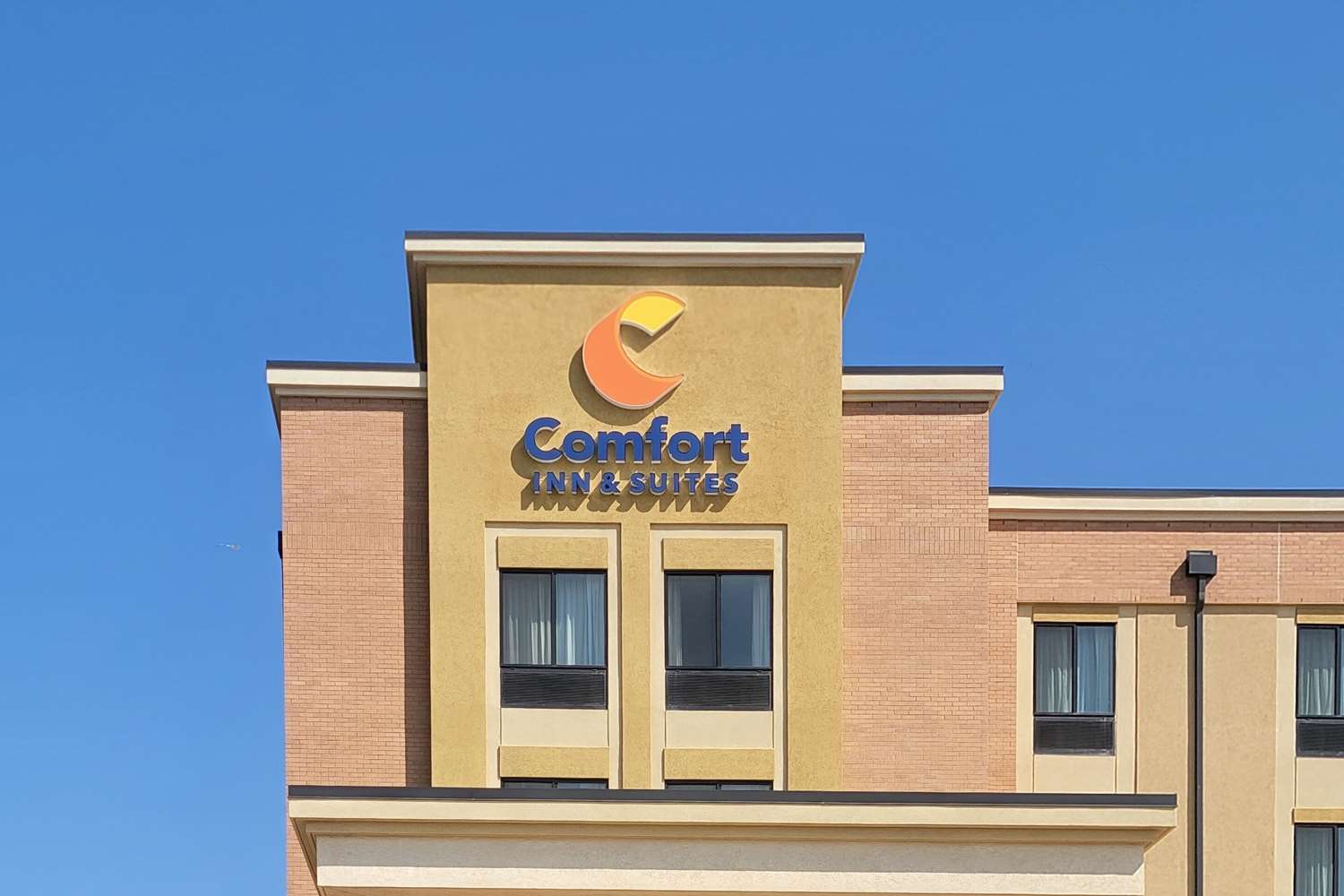 Comfort Inn & Suites Watford City ND 1/18