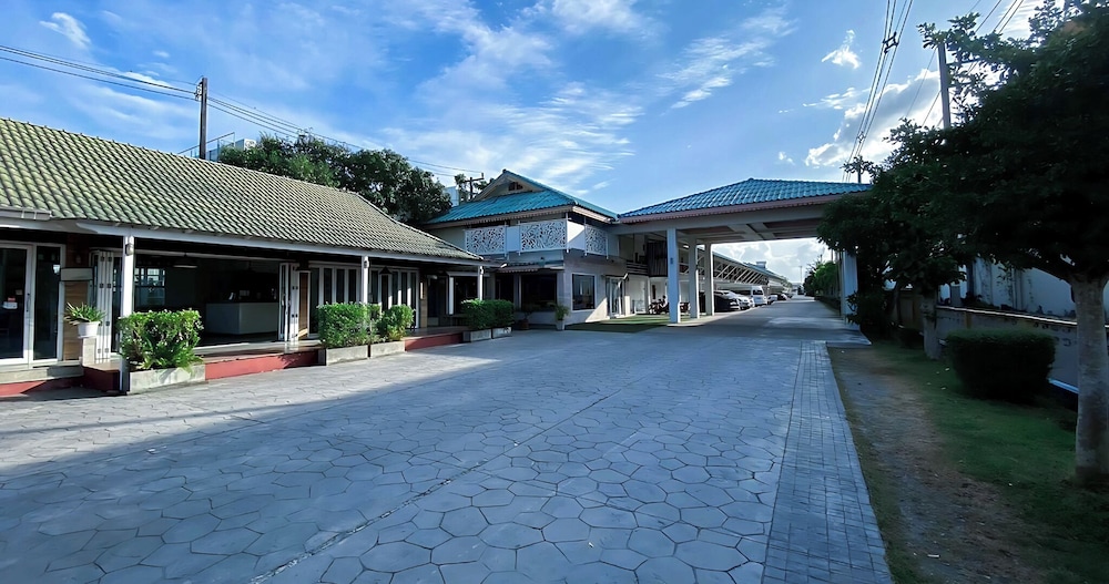 Kiatnakhon Hotel 30/40