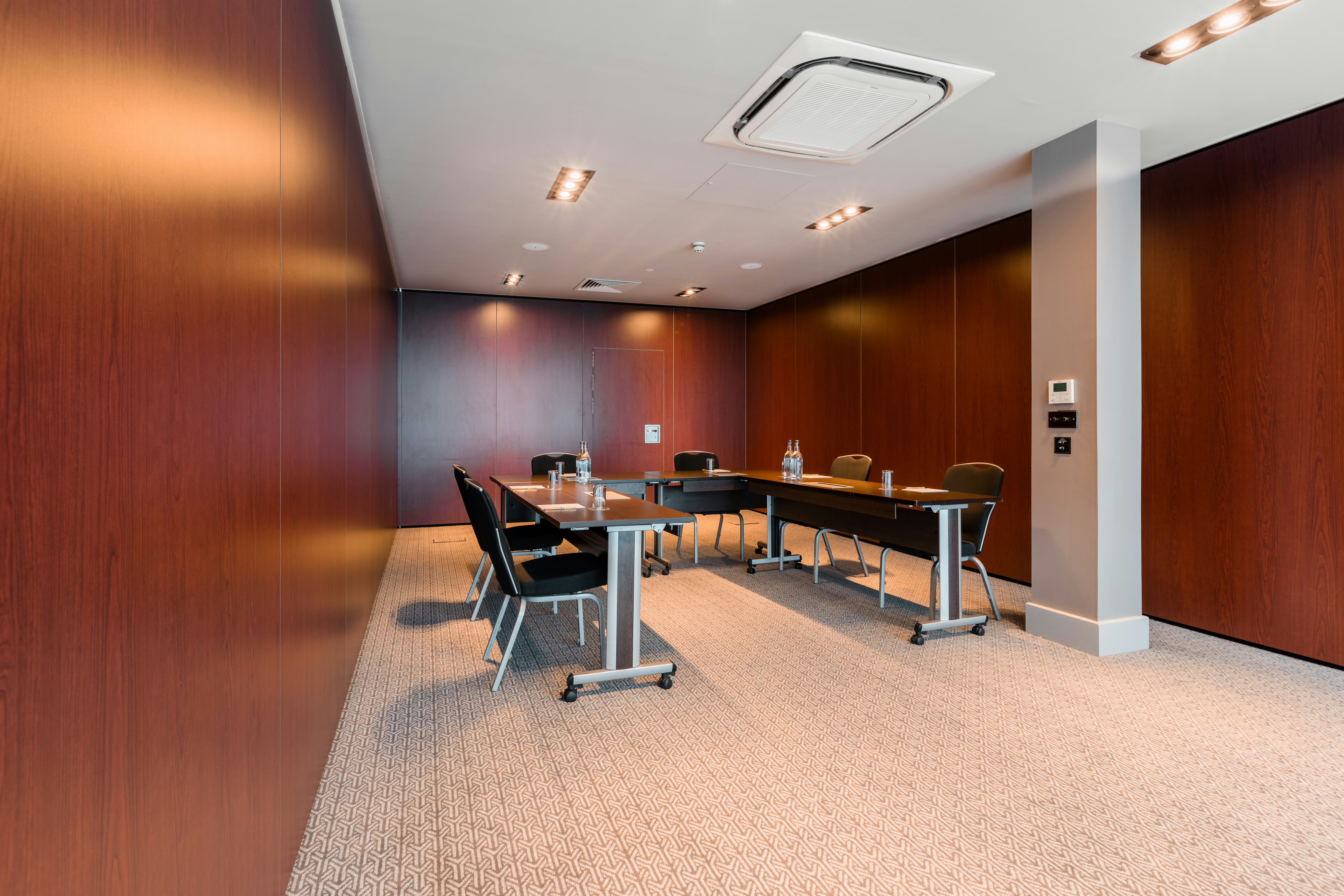 DoubleTree by Hilton Newcastle International Airport 42/46
