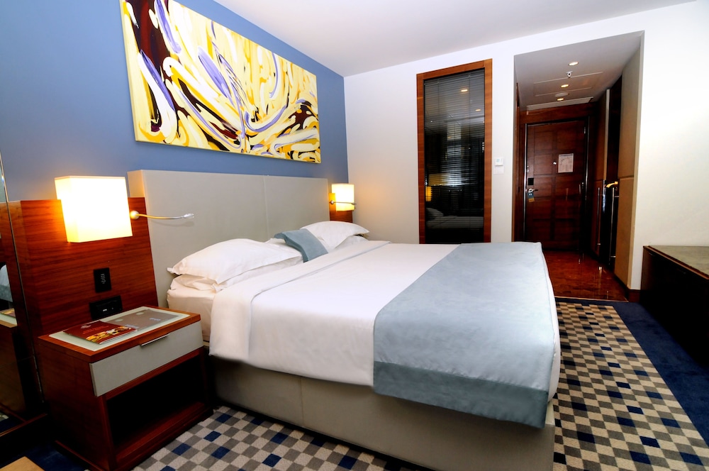 Sheraton Istanbul Atakoy Hotel 11/77