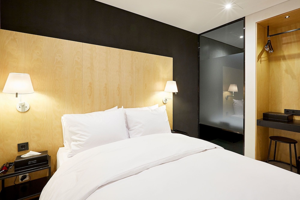 Hotel The Artist Yeoksam 11/50