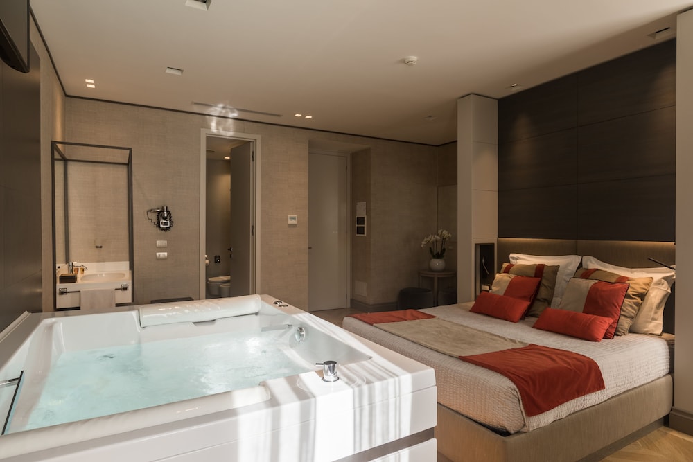 San Carlo Suite 18/71