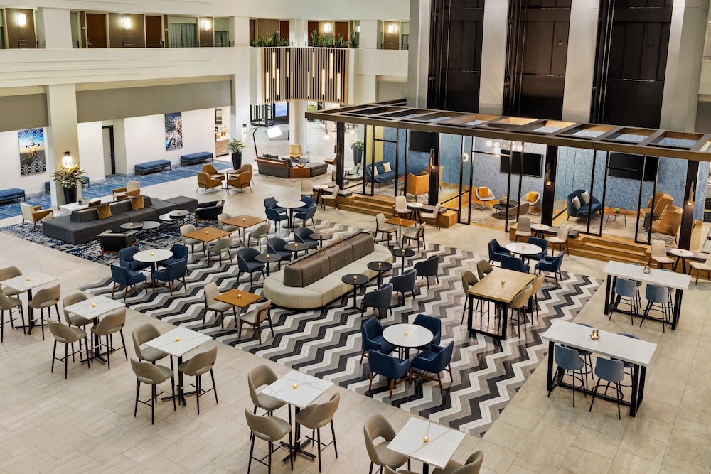 Sheraton Chicago O Hare Airport Hotel 56/73
