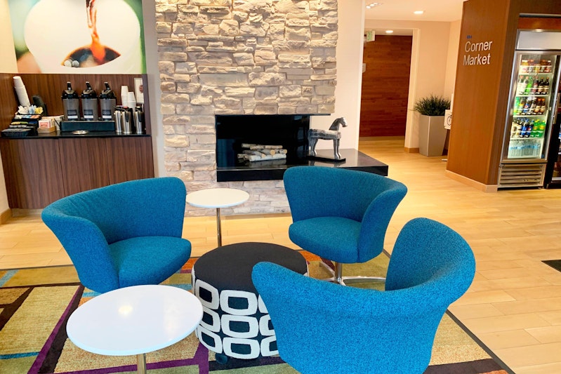 Fairfield Inn Suites Denver Tech Center South 22/33