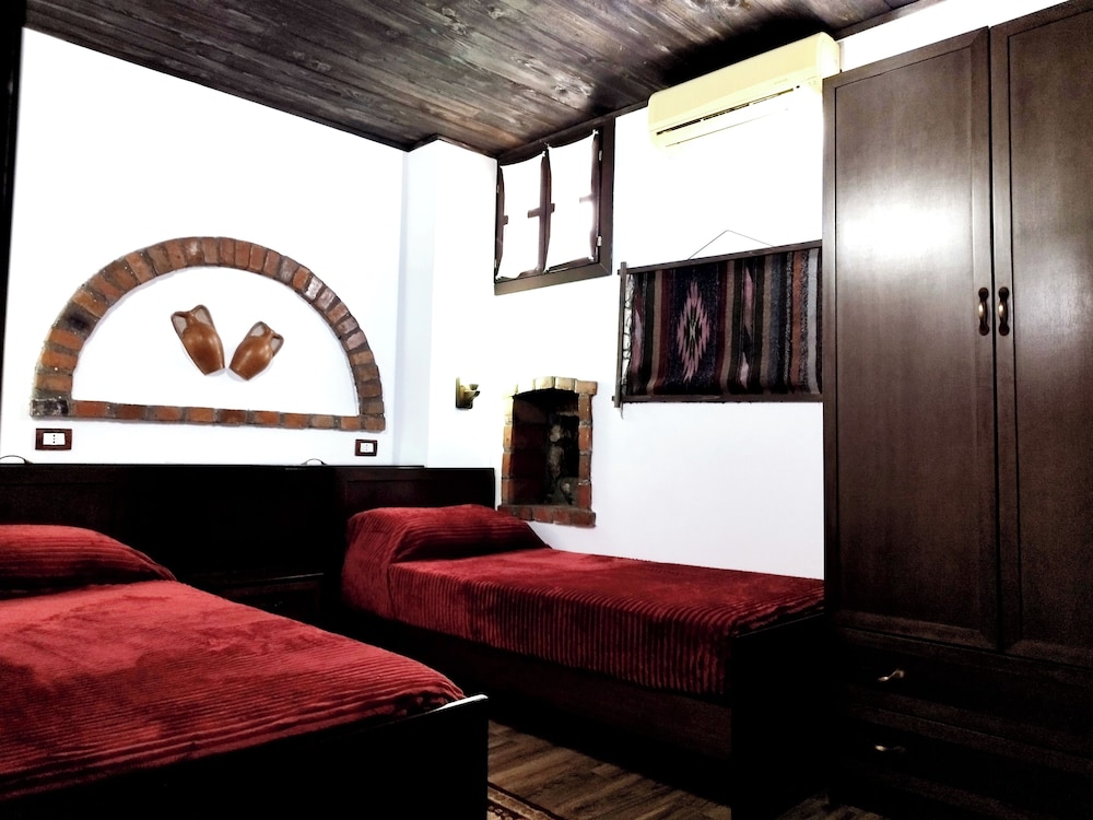 Hotel Guva Mangalem 35/61