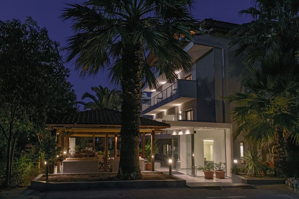 Gkeea Hotel 3/57