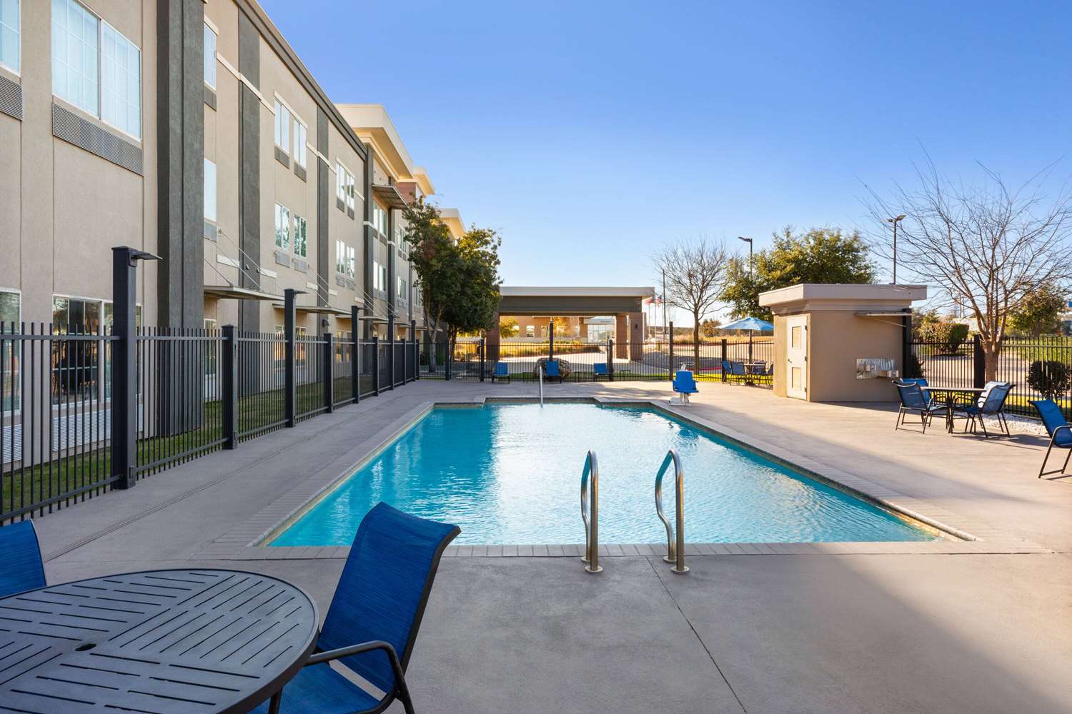 La Quinta Inn & Suites by Wyndham Austin NW/Lakeline Mall 17/44