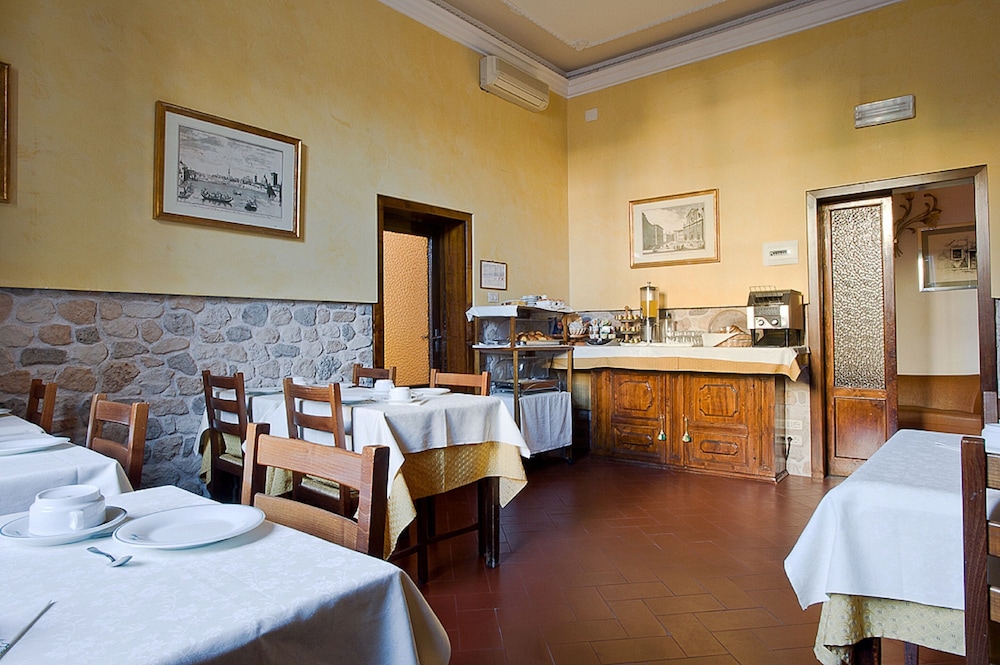 Hotel Alessandra 48/50