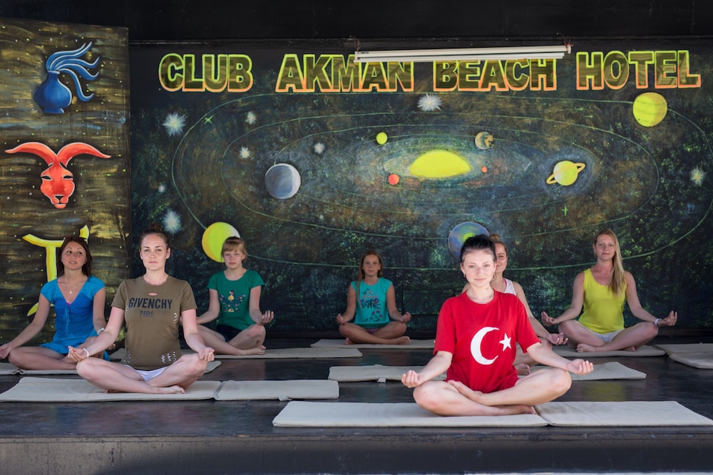 Club Akman Beach Hotel 3/50